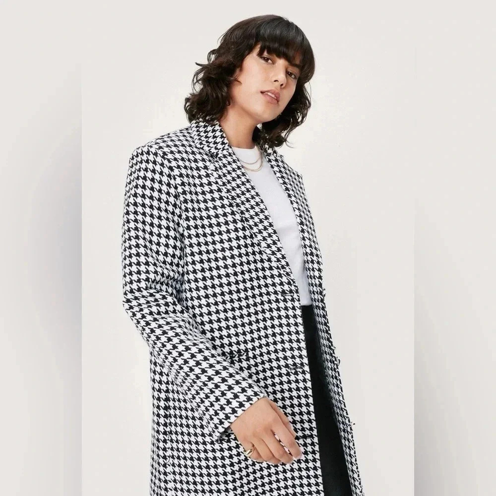 Nasty Gal houndstooth coat size 10